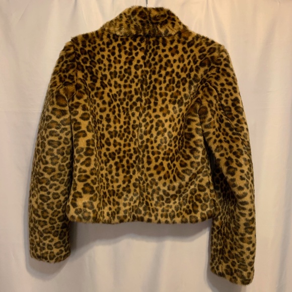 H & M | Animal Print Jacket - Picture 2 of 6